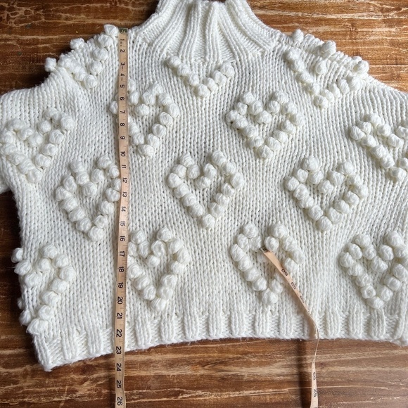 Chicwish Handmade Chunky Sweater with Hearts Size Large - Picture 6 of 15